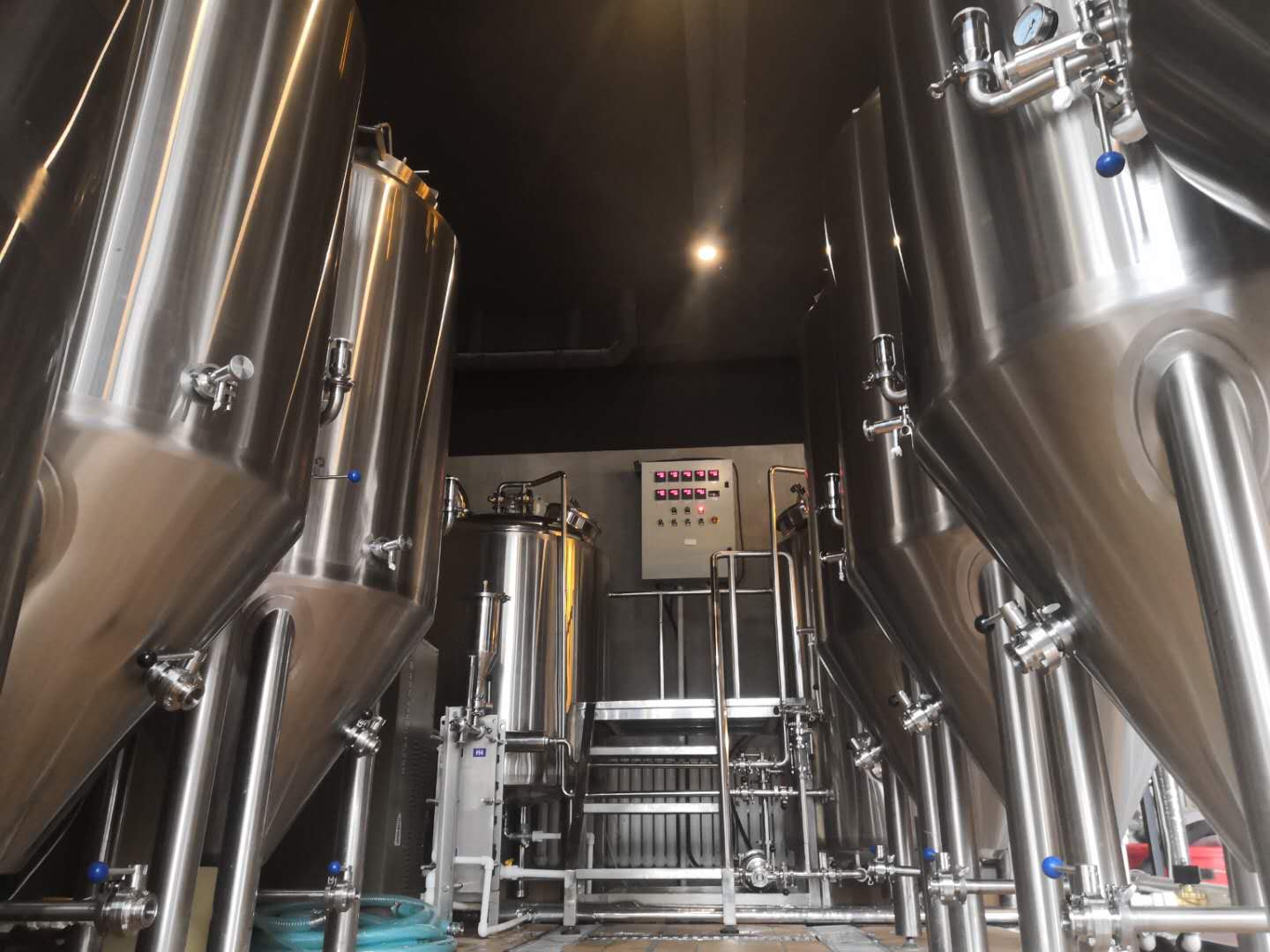 精釀啤酒發酵罐 精釀啤酒發酵罐